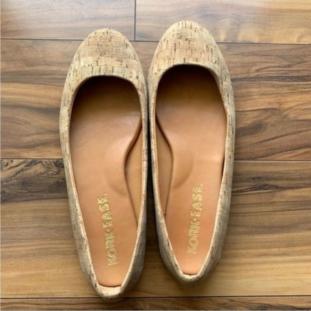 Kork-Ease Women's Tan kork Flats 8